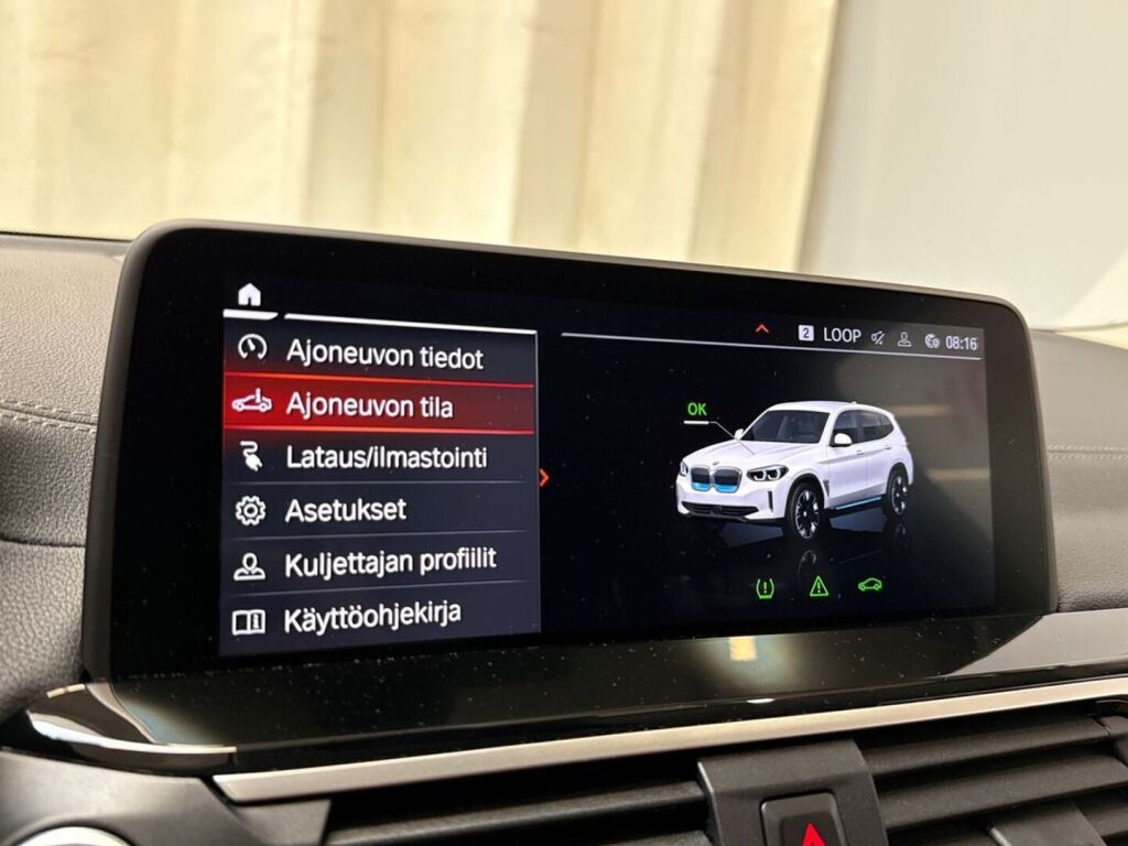 BMW iX3 2021 Valkoinen