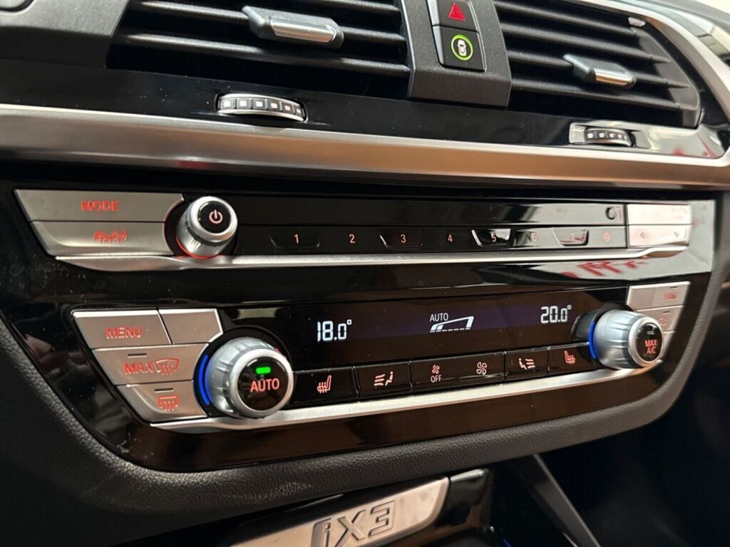 BMW iX3 2021 Valkoinen