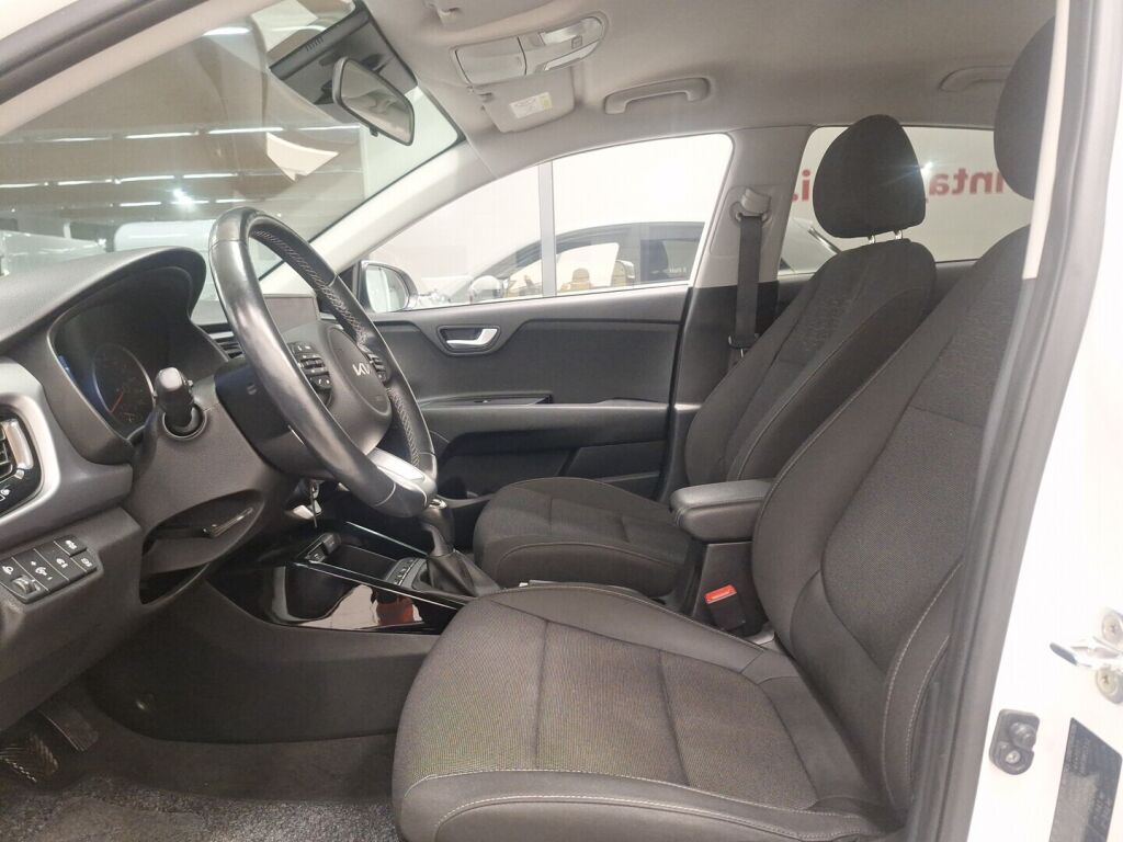 Kia Rio 2021 Valkoinen