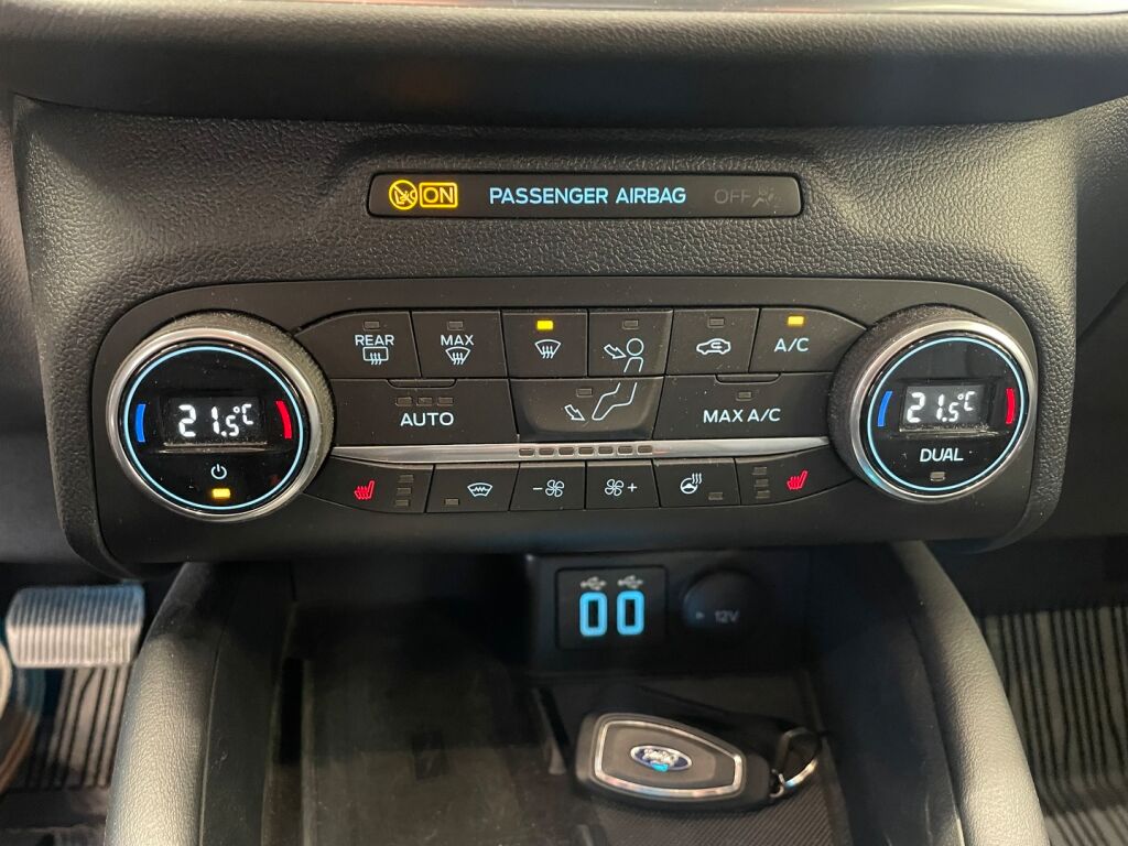 Ford Kuga 2021 Lucid Red