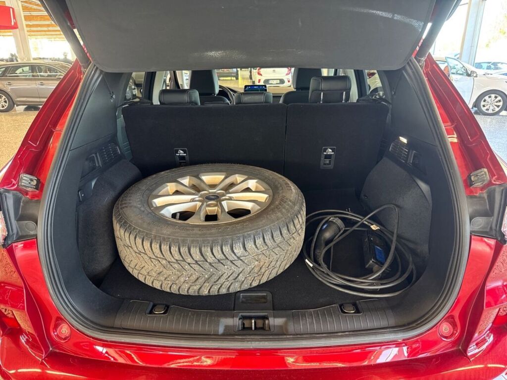 Ford Kuga 2021 Lucid Red