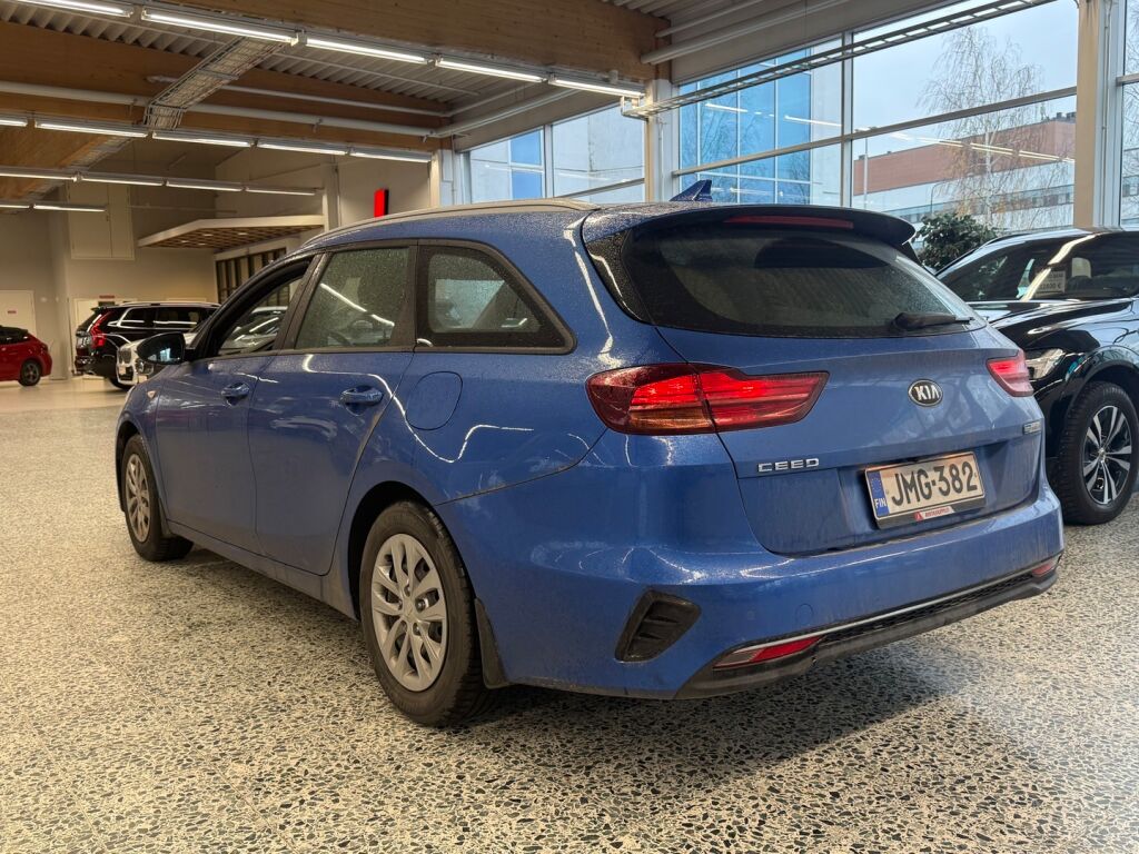 Kia Ceed 2021 Sininen
