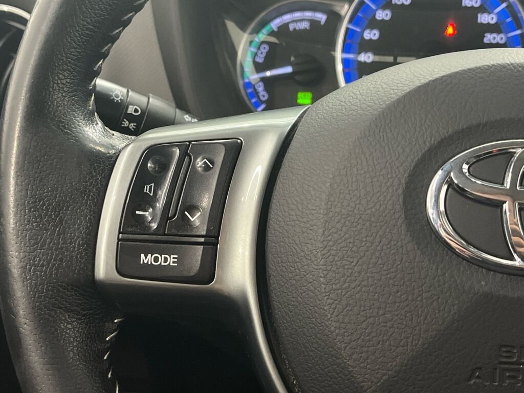 Toyota Yaris 2016 Harmaa