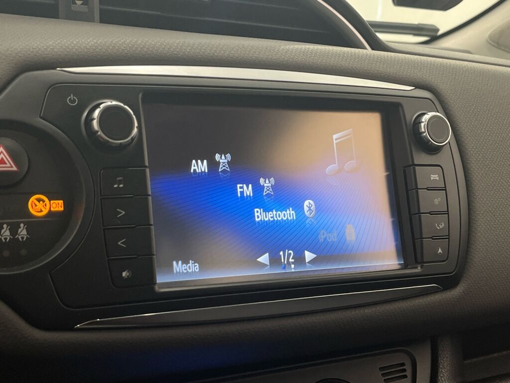 Toyota Yaris 2016 Harmaa