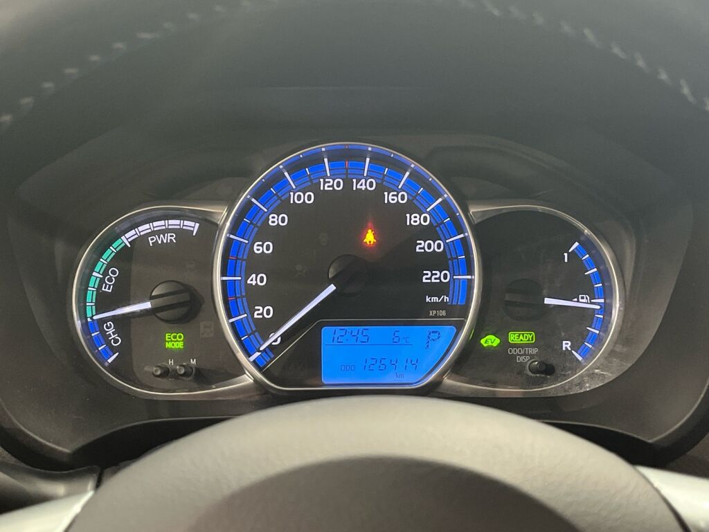 Toyota Yaris 2016 Harmaa