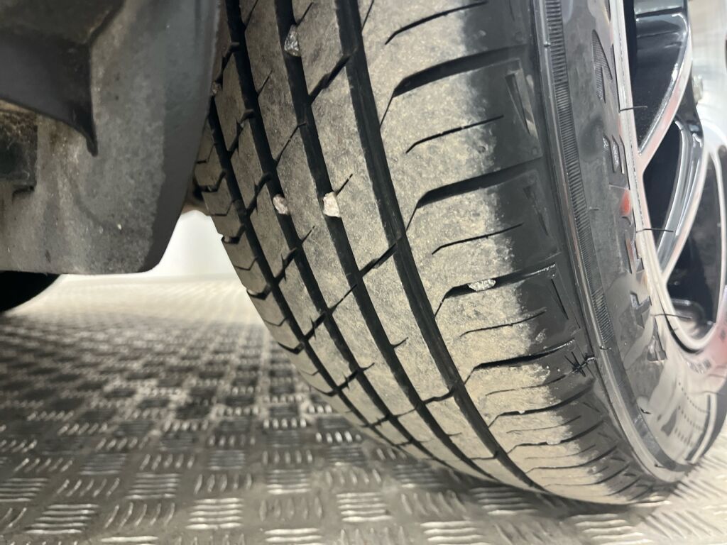 Toyota Yaris 2016 Harmaa