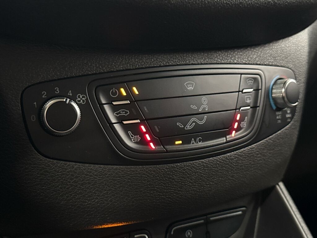 Ford Transit Courier 2021 Valkoinen