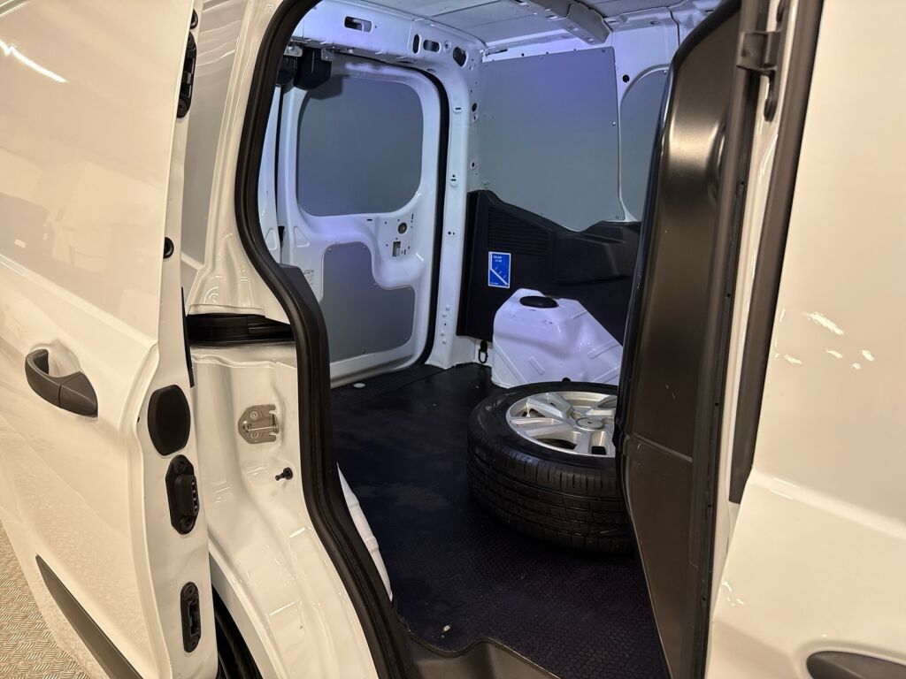 Ford Transit Courier 2021 Valkoinen