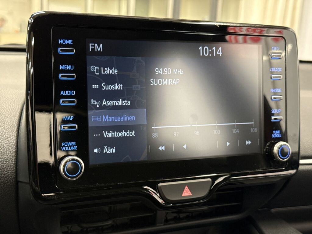 Toyota Yaris 2021 Punainen