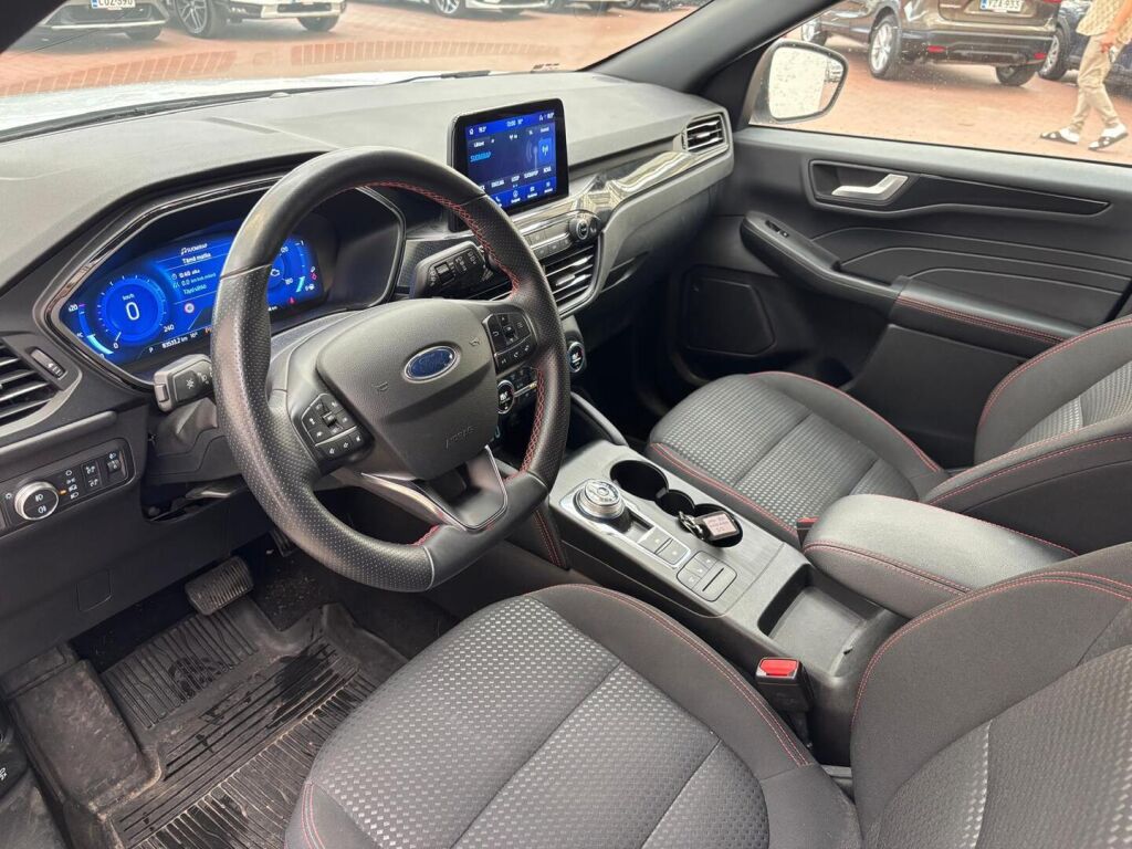 Ford Kuga 2021 Valkoinen