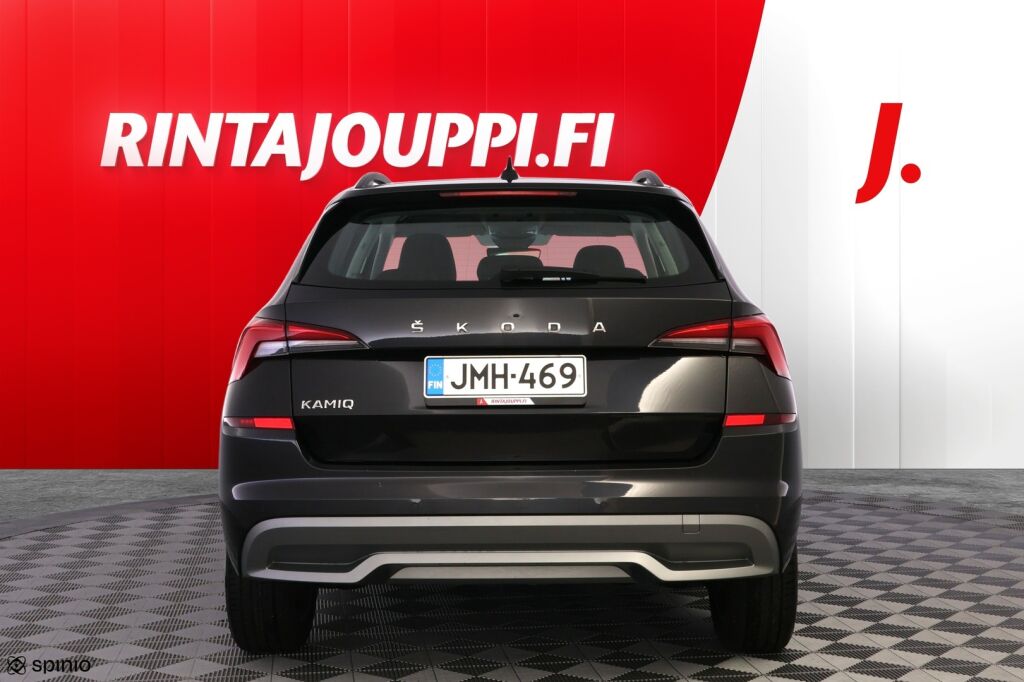 Skoda Kamiq 2021 Musta