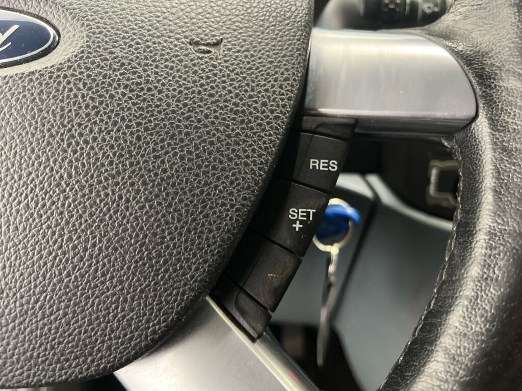 Ford Transit 2010 Valkoinen