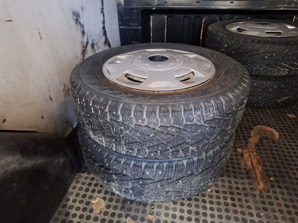 Ford Transit 2010 Musta