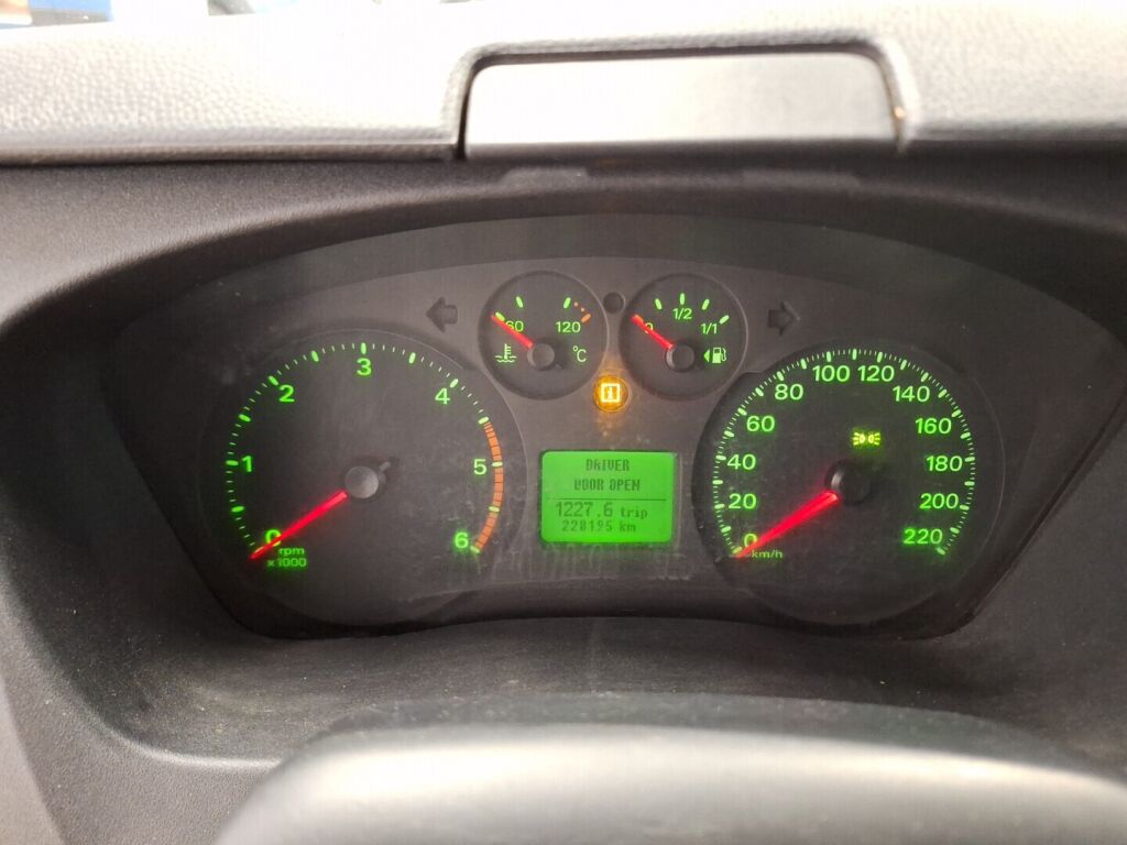 Ford Transit 2010 Musta