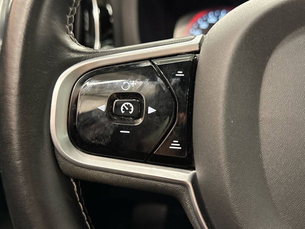 Volvo V60 2019 Harmaa