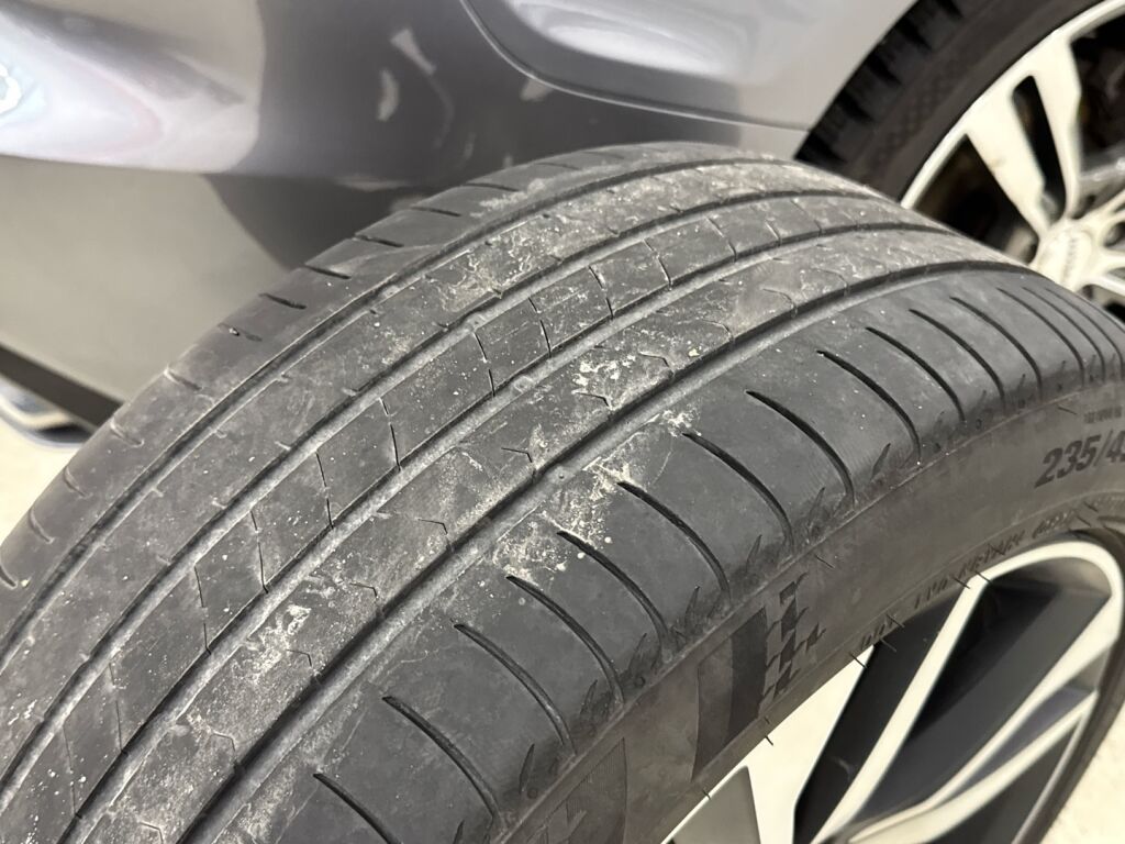 Volvo V60 2019 Harmaa