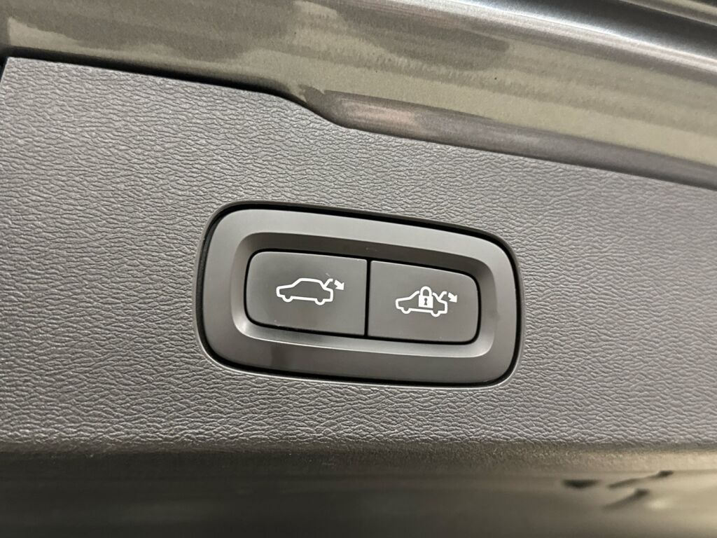 Volvo V60 2019 Harmaa