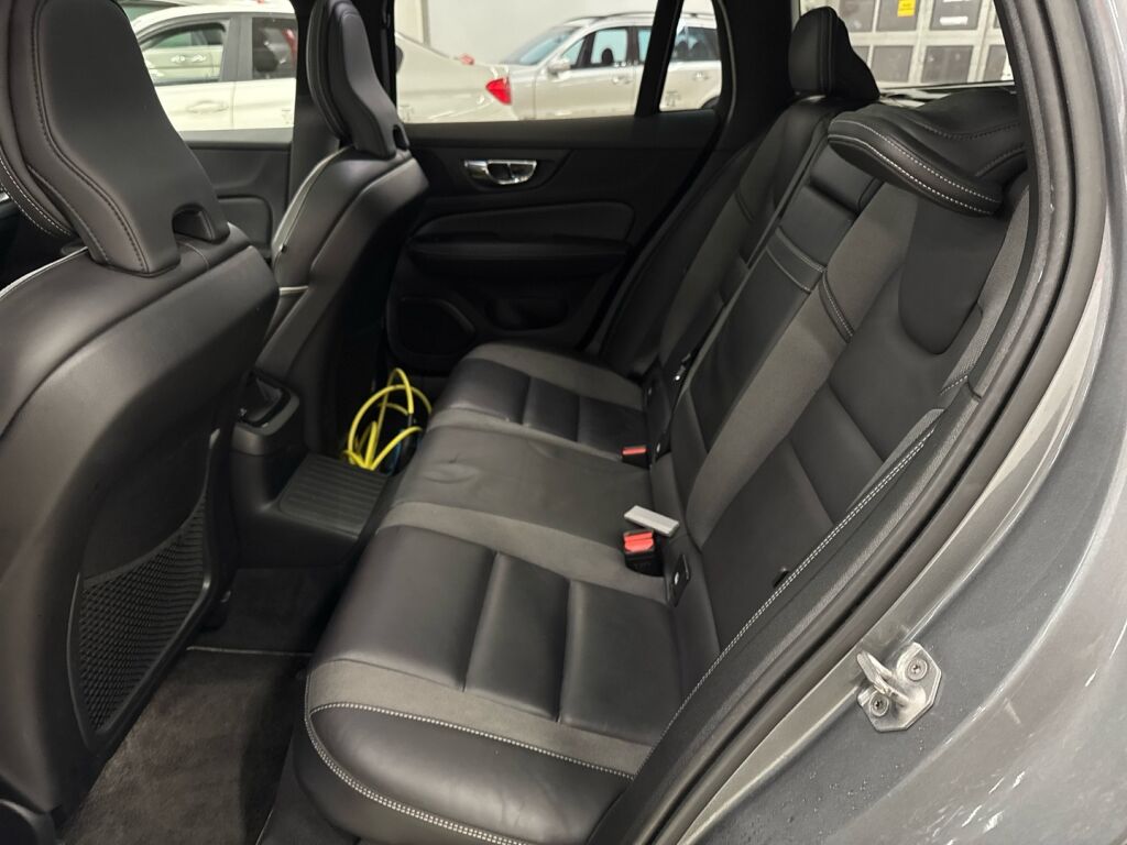 Volvo V60 2019 Harmaa