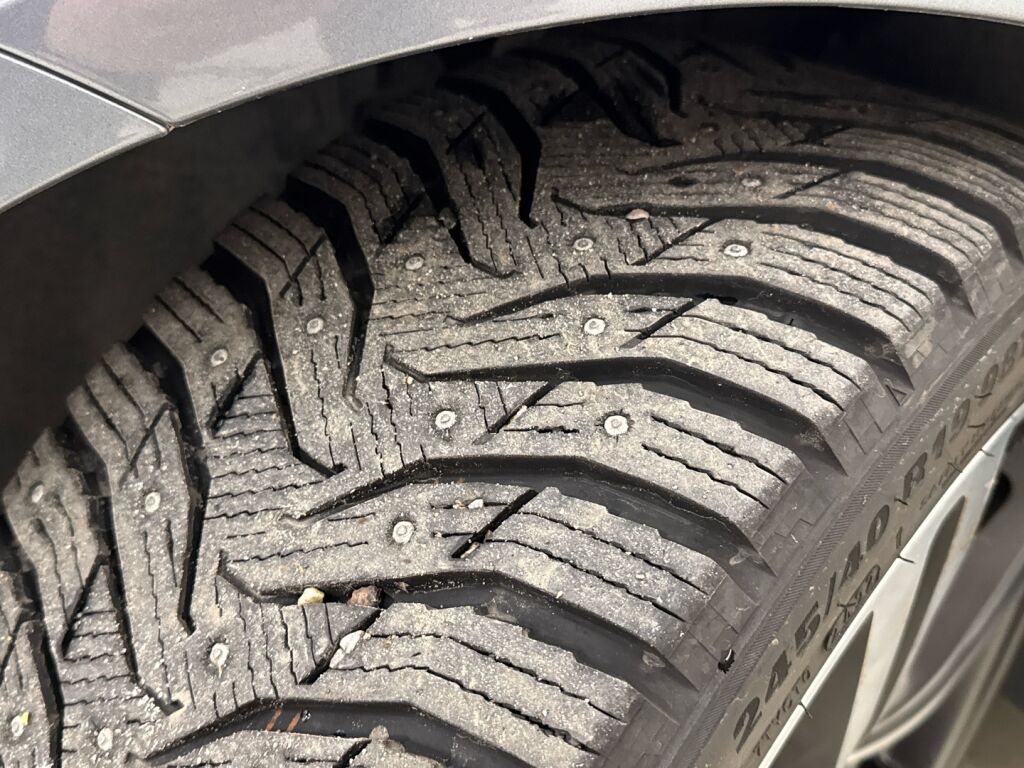 Volvo V60 2019 Harmaa