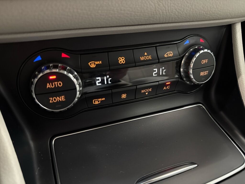 Mercedes-Benz CLA 2017 Harmaa