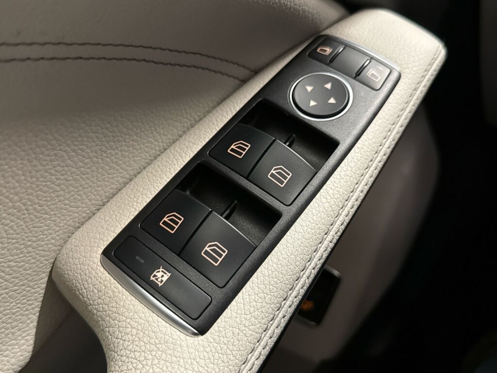 Mercedes-Benz CLA 2017 Harmaa