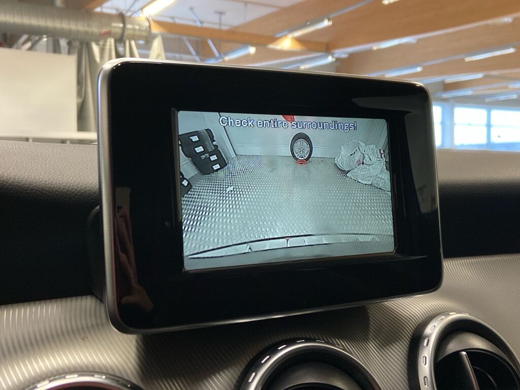 Mercedes-Benz GLA 2014 Musta