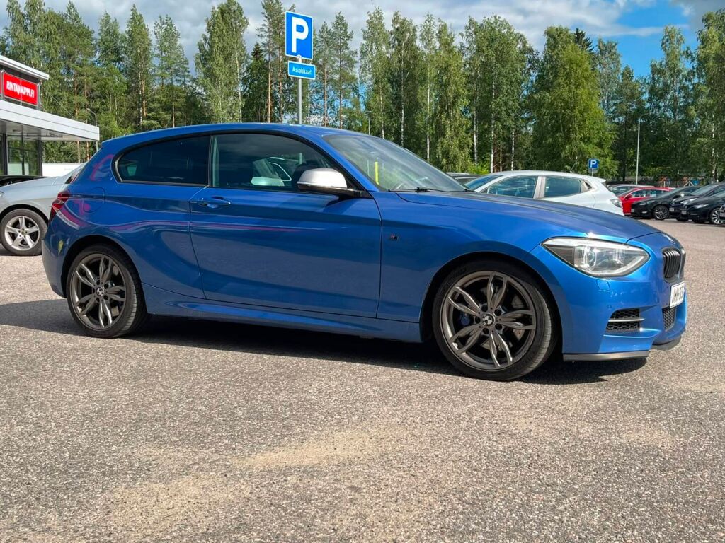 BMW 135 2013 Met. Sininen