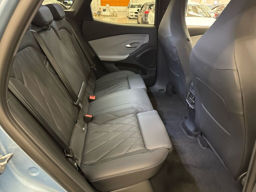 Ford Explorer 2026 Sininen