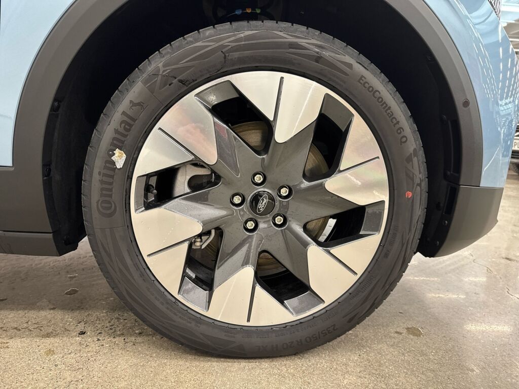 Ford Explorer 2026 Sininen