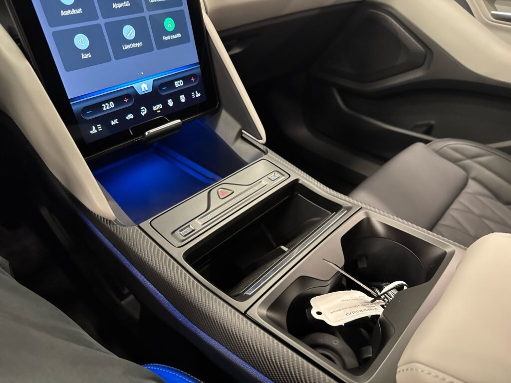 Ford Explorer 2026 Sininen