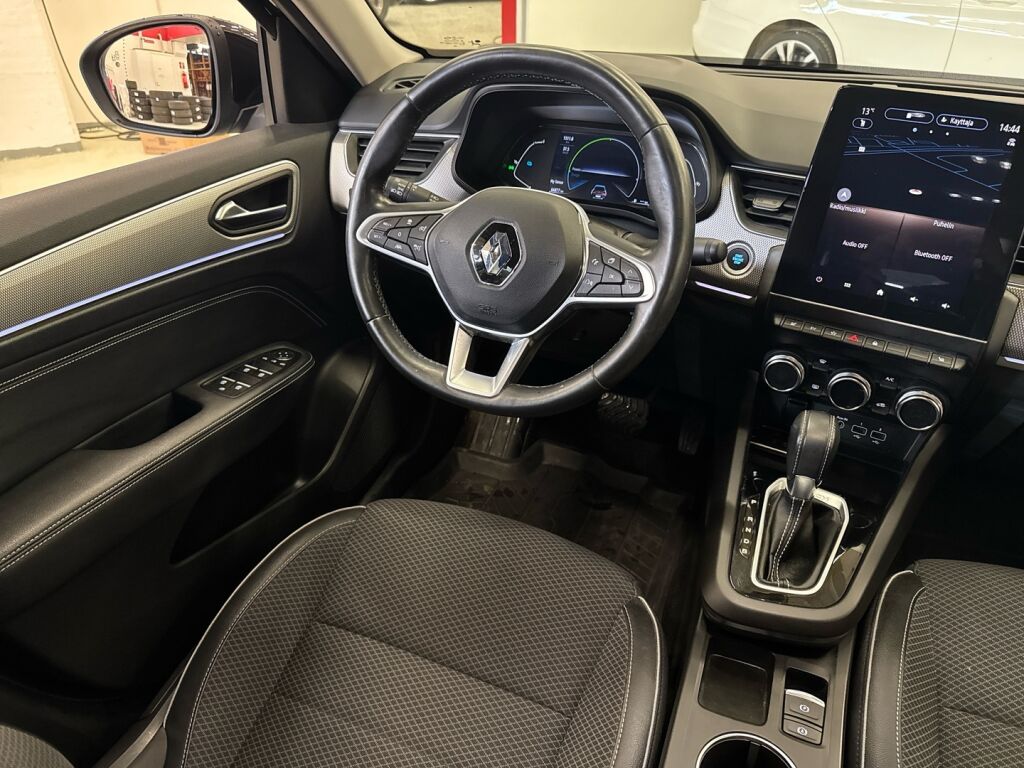 Renault Arkana 2021 Musta