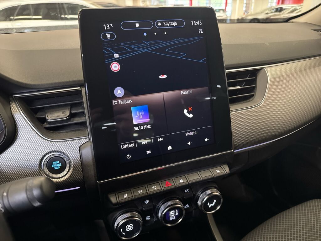 Renault Arkana 2021 Musta