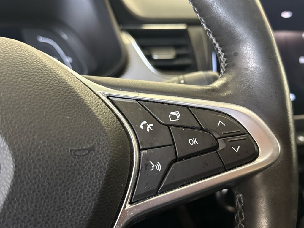 Renault Arkana 2021 Musta
