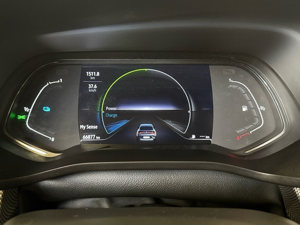 Renault Arkana 2021 Musta