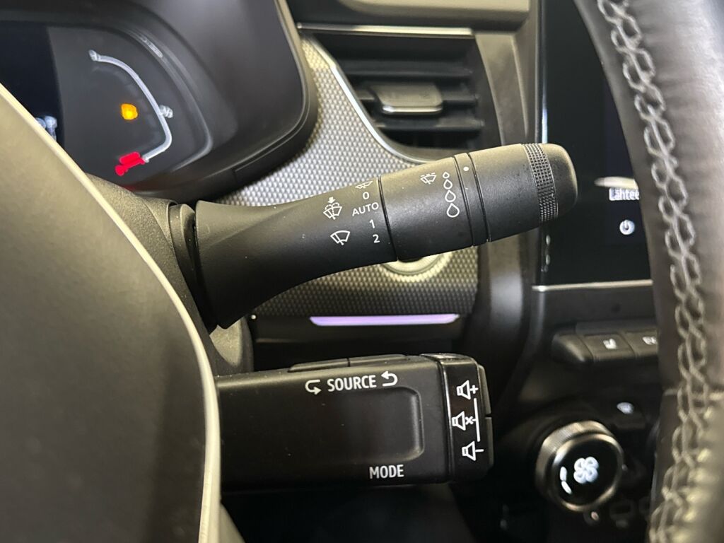 Renault Arkana 2021 Musta
