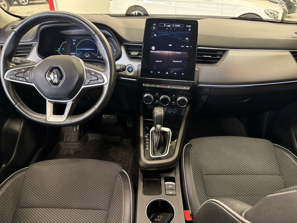 Renault Arkana 2021 Musta
