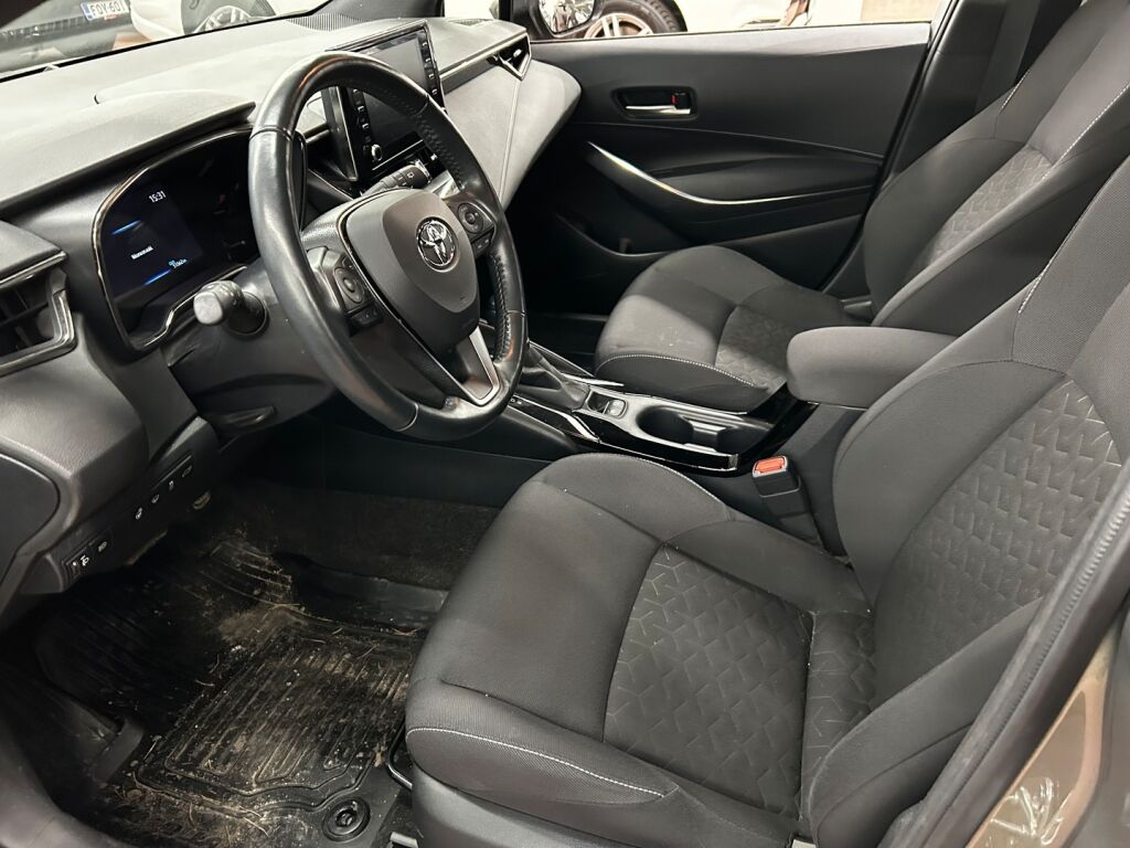 Toyota Corolla 2021 Ruskea (beige)
