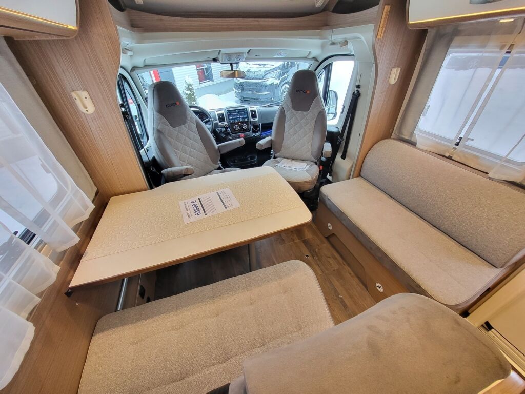 Carado T 448 Edition 15 2021 Harmaa