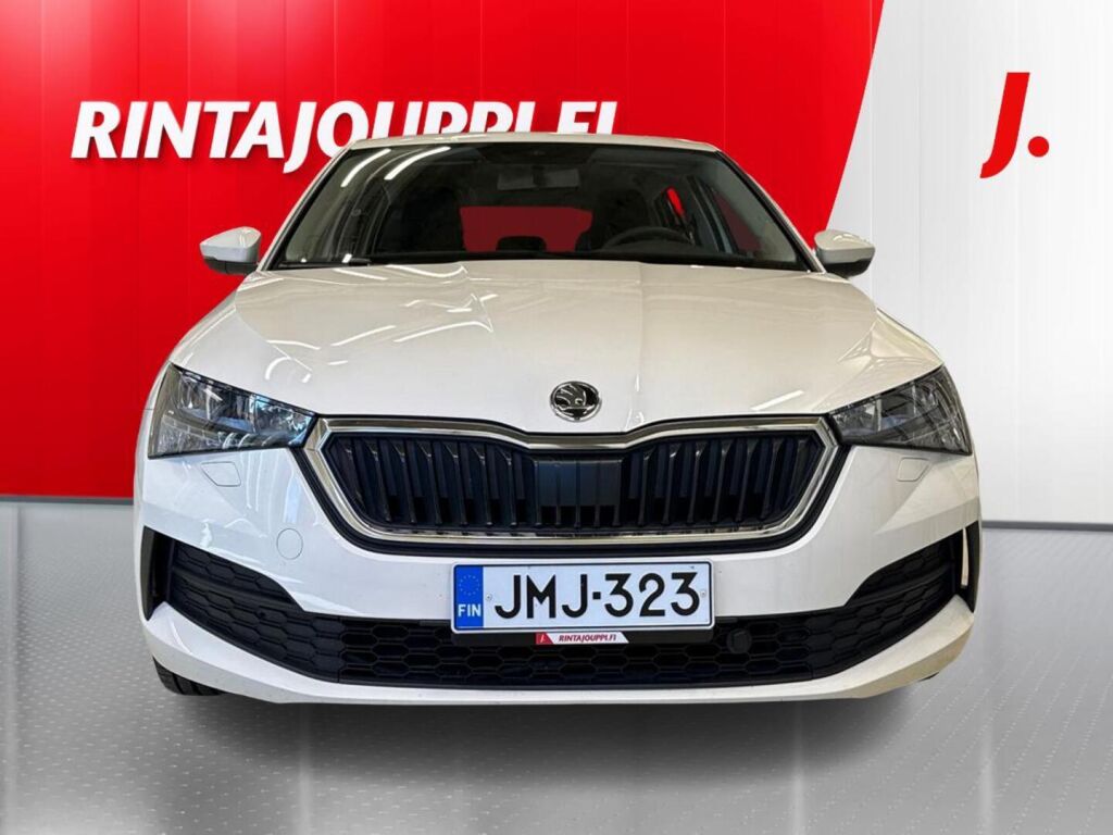 Skoda Scala 2021 Valkoinen