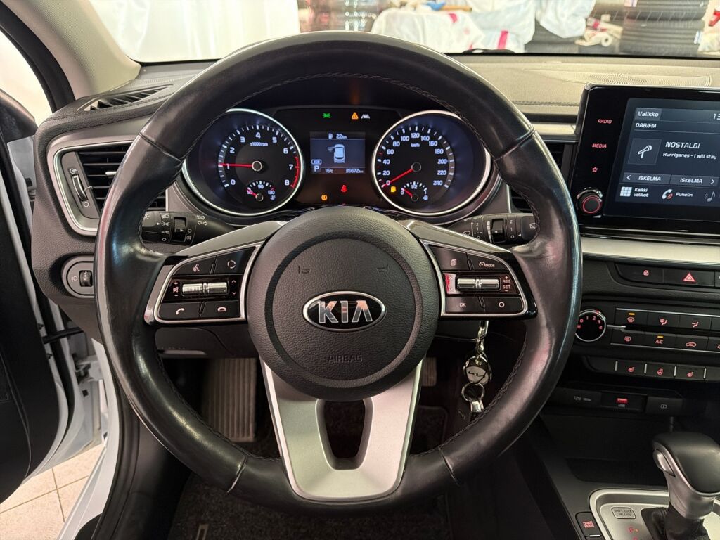 Kia Ceed 2021 Valkoinen