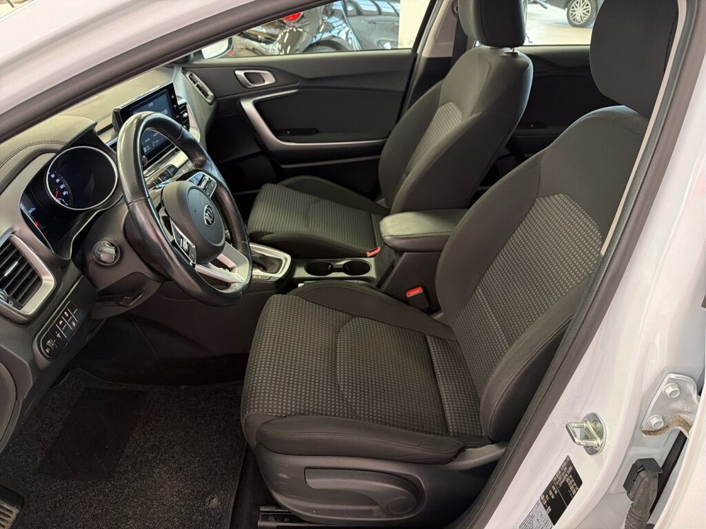 Kia Ceed 2021 Valkoinen