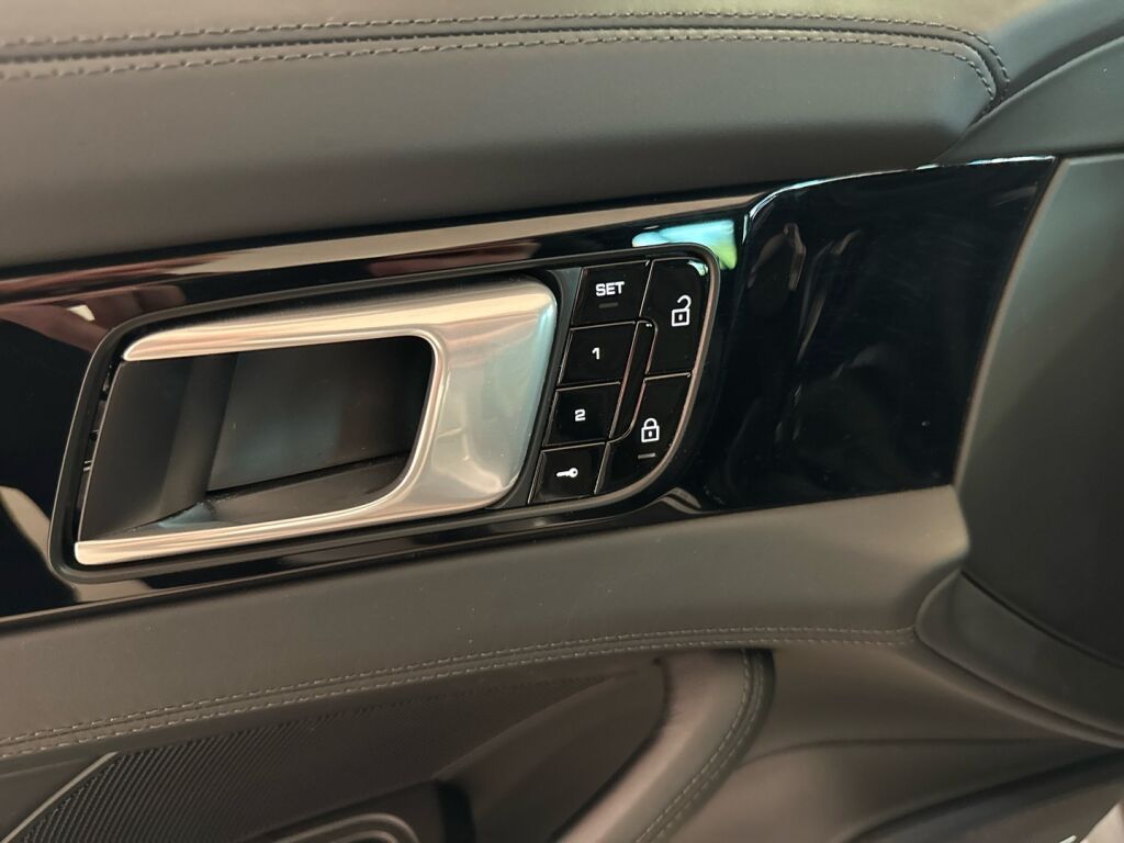 Porsche Panamera 2019 Harmaa