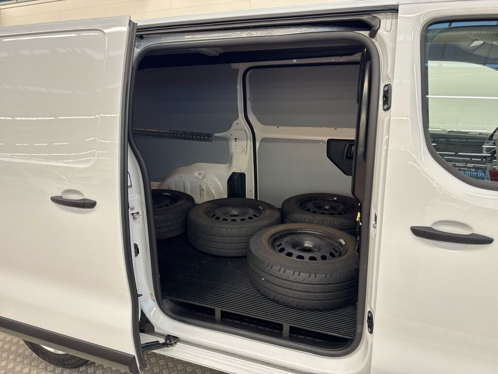 Peugeot Expert 2022 Valkoinen