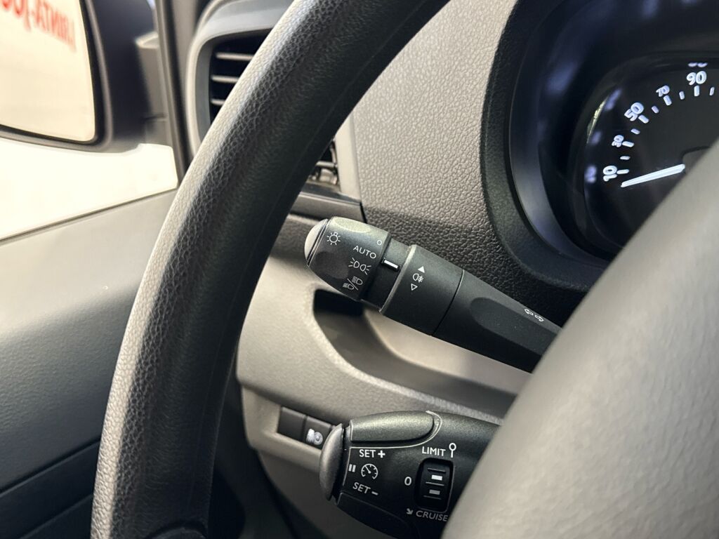 Peugeot Expert 2022 Valkoinen