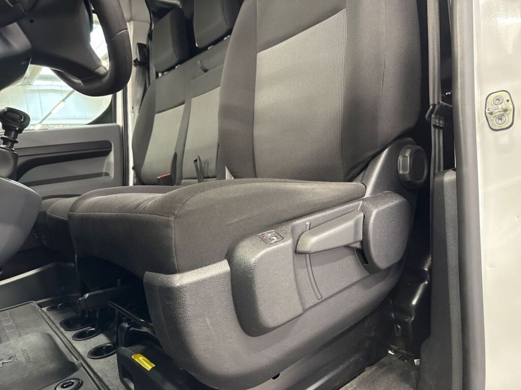 Peugeot Expert 2023 Valkoinen