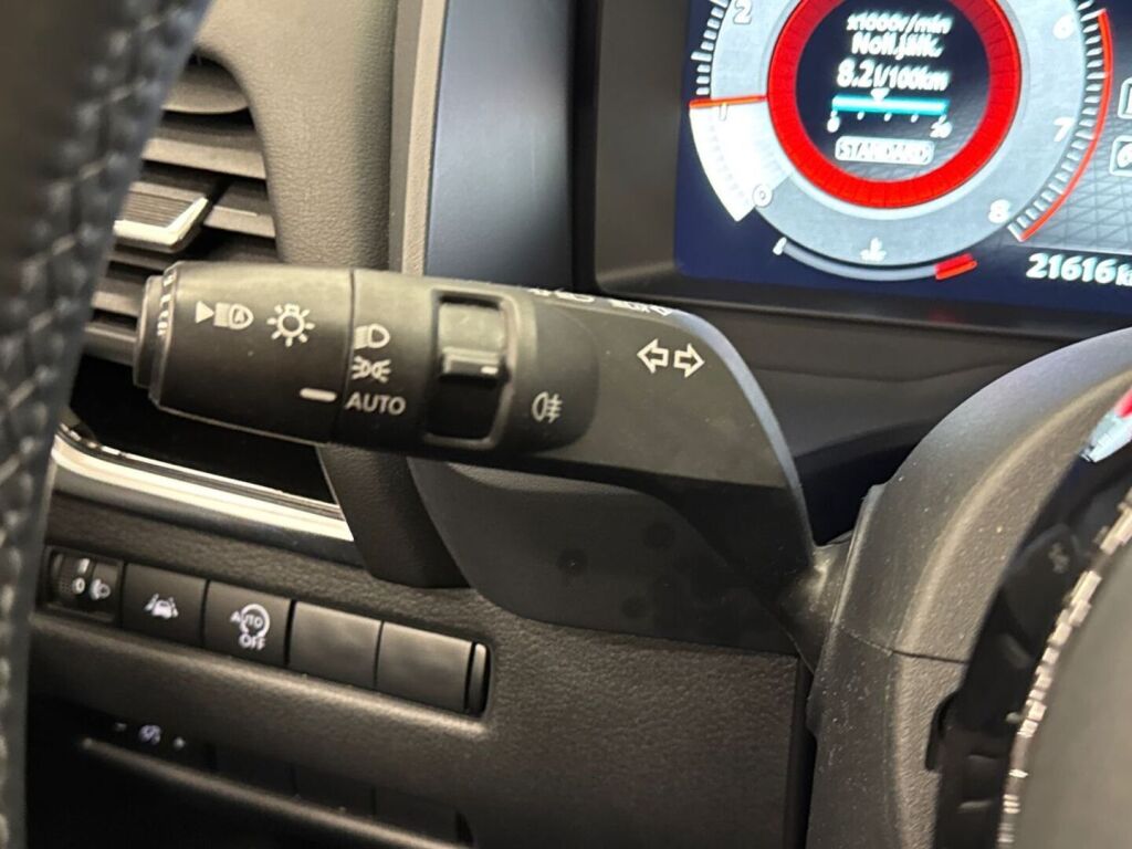 Nissan Qashqai 2023 Musta