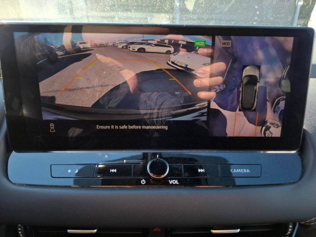 Nissan Qashqai 2023 Musta