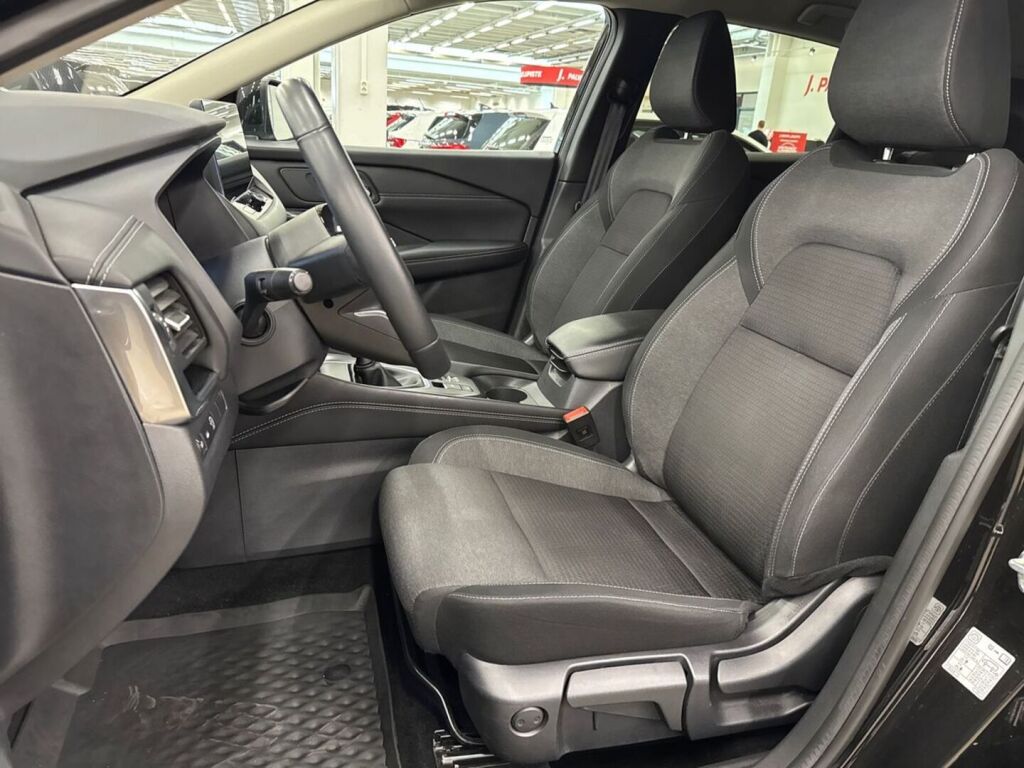 Nissan Qashqai 2023 Musta
