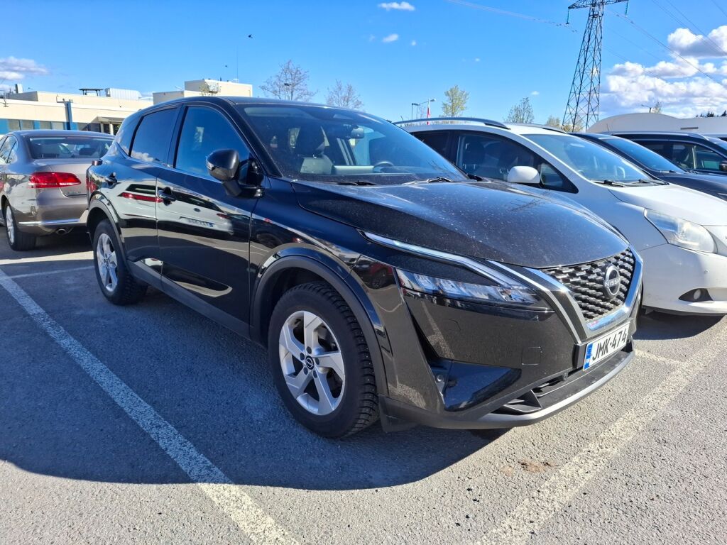 Nissan Qashqai 2023 Musta