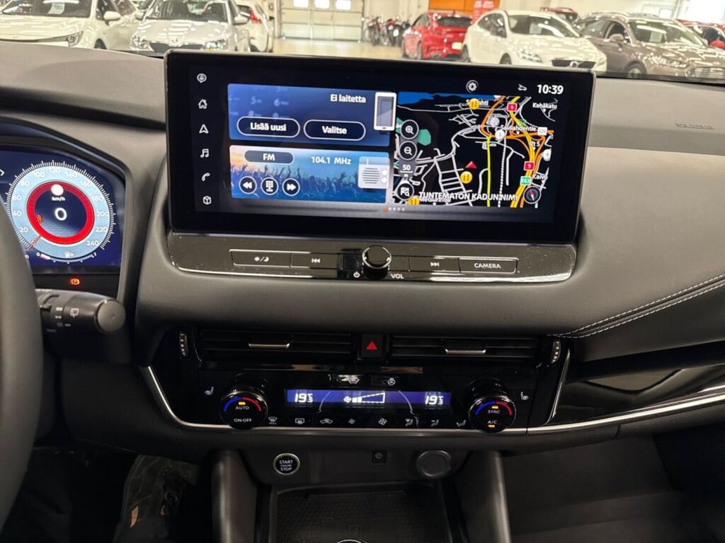 Nissan Qashqai 2023 Musta